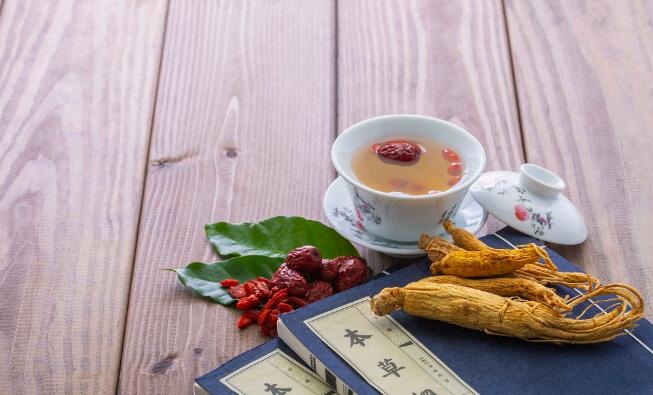 白萝卜和金针菇烧汤的做法-金针菇炒萝卜丝专区_金针菇萝卜鸡蛋汤专区_萝卜和金针菇吃法网